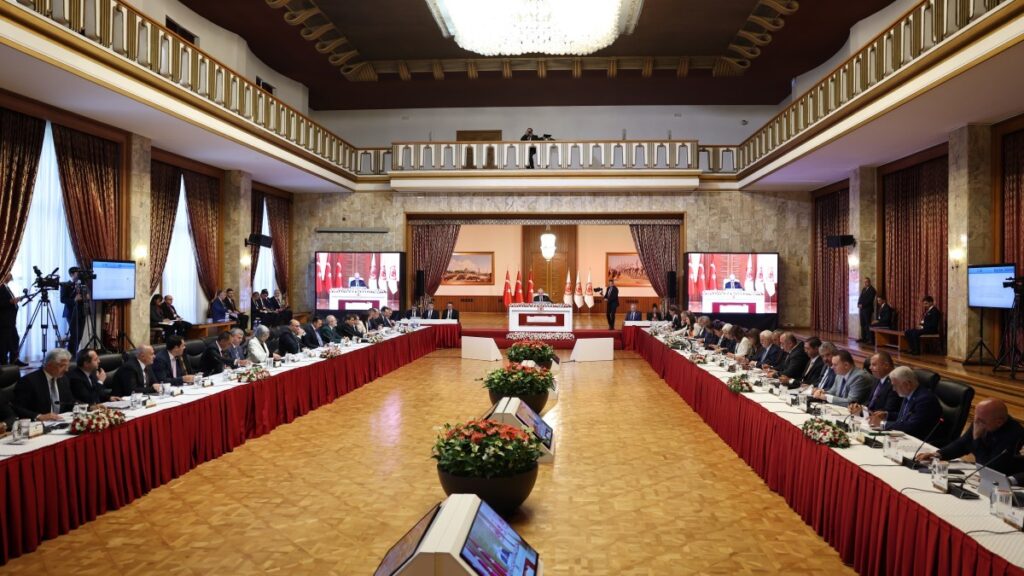 Komisyon’un 17’nci toplantısı başladı: Hep birlikte kazanacağız