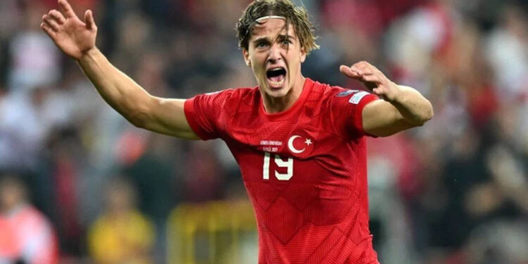 Milli Futbolcu Bertuğ Yıldırım Evleniyor! Teklif Sosyal Medyayı Salladı