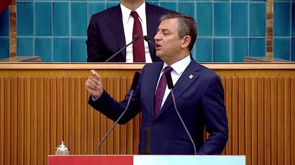 Özgür Özel’den ‘dokunulmazlık’ özrü