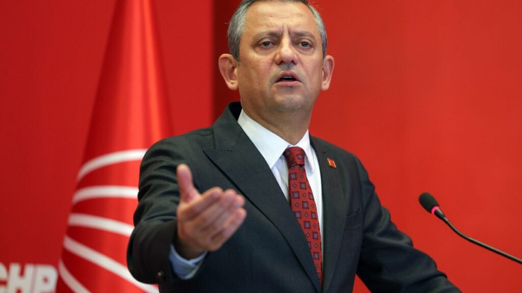 Özgür Özel’den iddianame ve kapatma istemine tepki