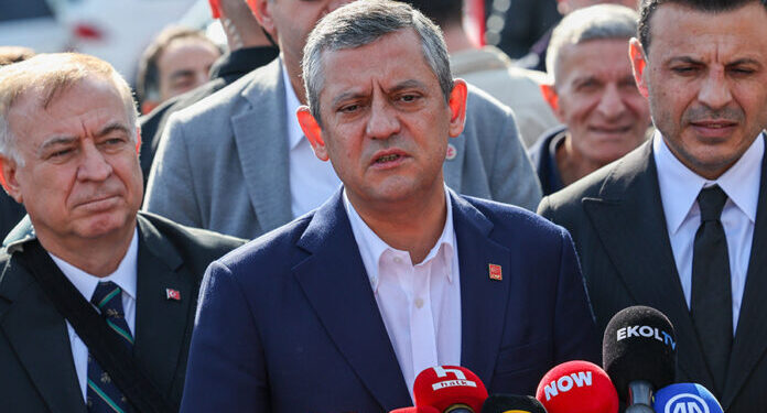 Özgür Özel’den iktidara ‘İmralı ziyareti’ tepkisi: “Ayıplı bir iş yapıyor gibi davranıyorlar”