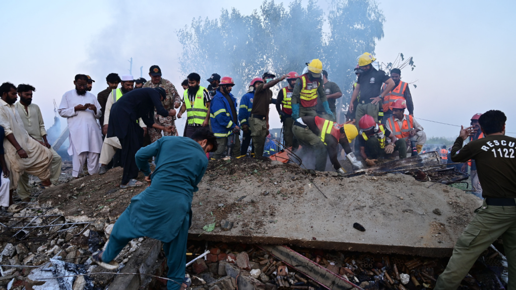 Pakistan’da Korkunç Patlama! Çok Sayıda Ölü ve Yaralı