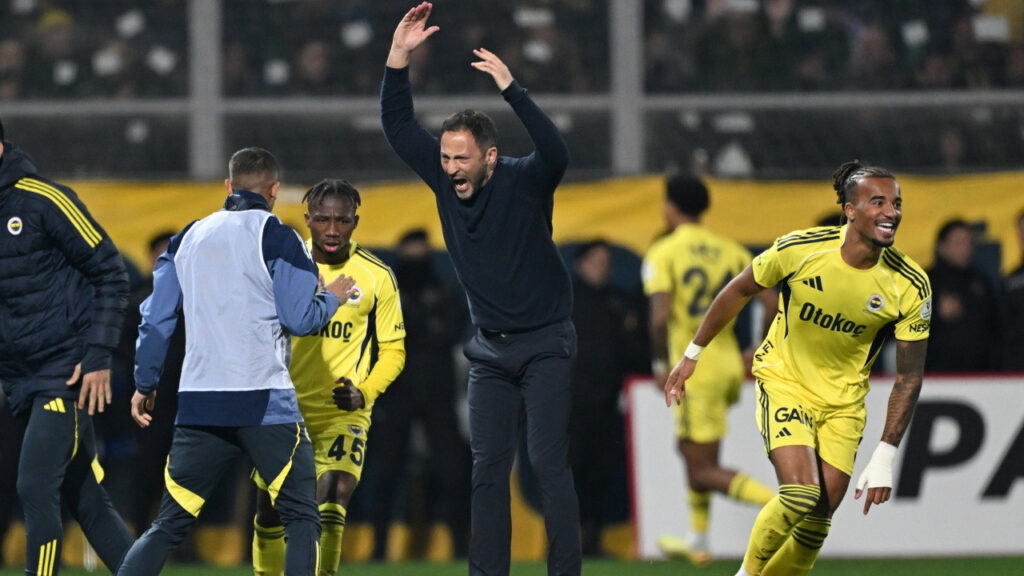 Rize'de Gol Yağmuru... Fenerbahçe Geriden Geldi, Farka Koştu!