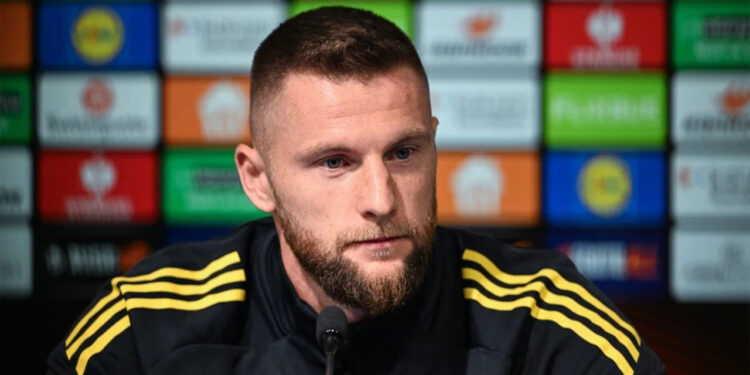 Skriniar'dan Çarpıcı Osimhen-Icardi Mesajı