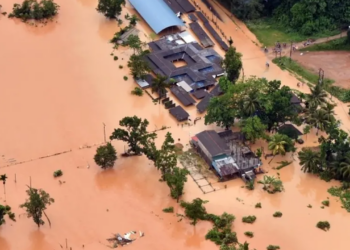 Sri Lanka'da Olağanüstü Hal İlanı... Yüzlerce Ölü ve Kayıp!