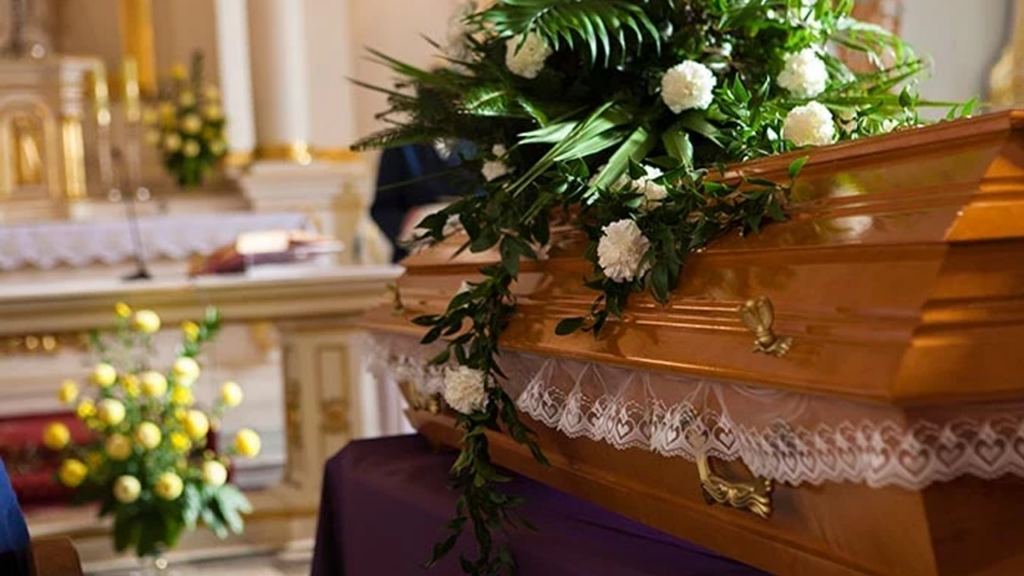 Tabuttan Gelen Ses Şok Etti! Ölmediği Anlaşıldı