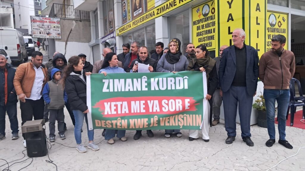 Tekirdağ'da 'Kürtçe yasal güvenceye alınsın' çağrısı