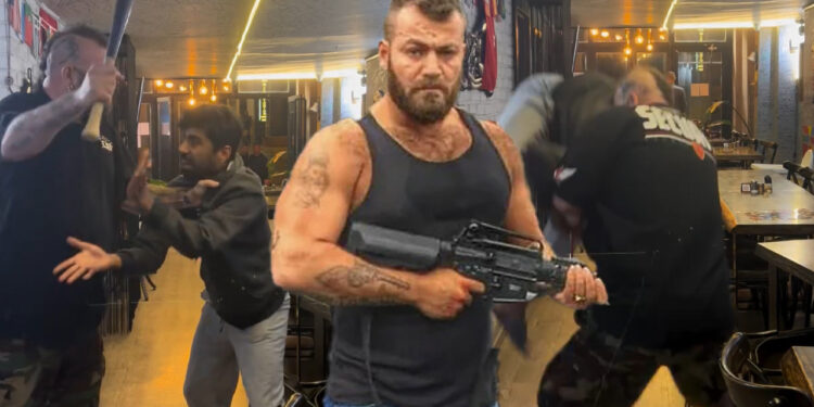 Tekmeledi, Yumrukladı, Beyzbol Sopasıyla Vurdu, Havaya Kaldırıp Yere Attı! Çalışanına Dehşeti Yaşatan Bahadır Ünlü Gözaltında