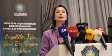 Tülay Hatimoğulları: Hiç kimsenin çözümden kaçma lüksü yoktur