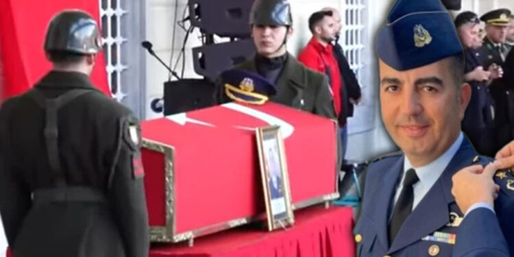Türkiye Yasta... Şehit Pilot Yarbay Gökhan Korkmaz Son Yolculuğuna Uğurlanıyor