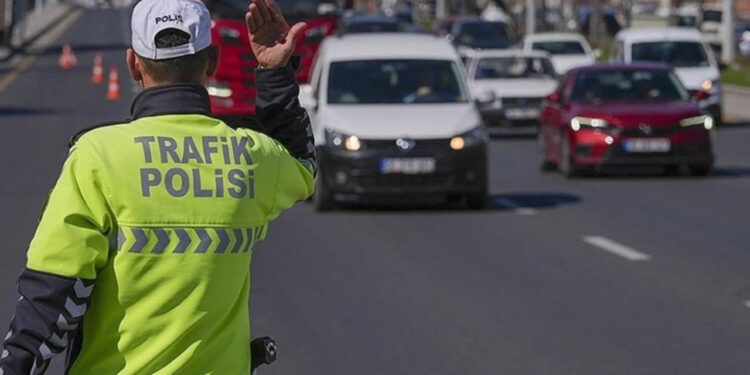 Valilik Duyurdu! İstanbul Maratonu Nedeniyle Bu Yollar Trafiğe Kapalı