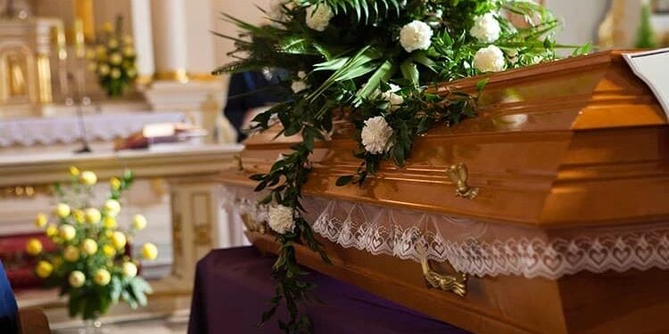 Yaşlı kadının hayatta olduğu tabuttan gelen sesle anlaşıldı