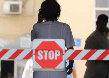 Yunanistan'da Doktorlar İş Bıraktı