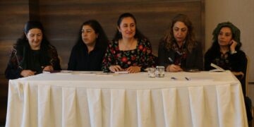 'Zindandaki Kadınların Öyküleri' okurlarla buluştu