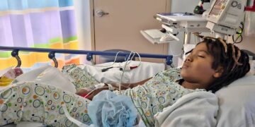 10 yaşındaki çocuk grip sonrası bacağını kaybetti