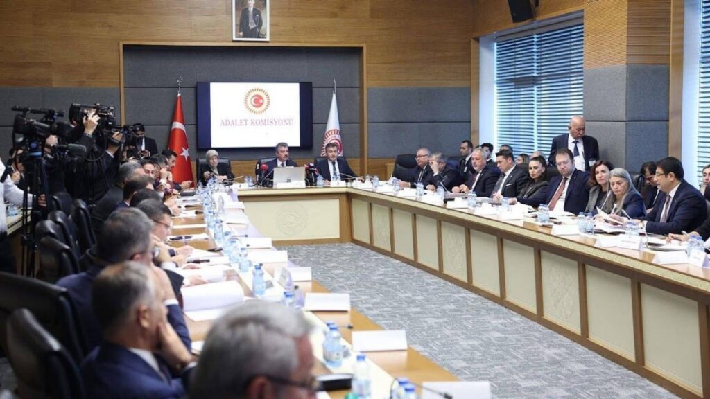 11. Yargı Paketi Adalet Komisyonu'nda kabul edildi