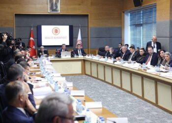 11. Yargı Paketi Adalet Komisyonu'nda kabul edildi