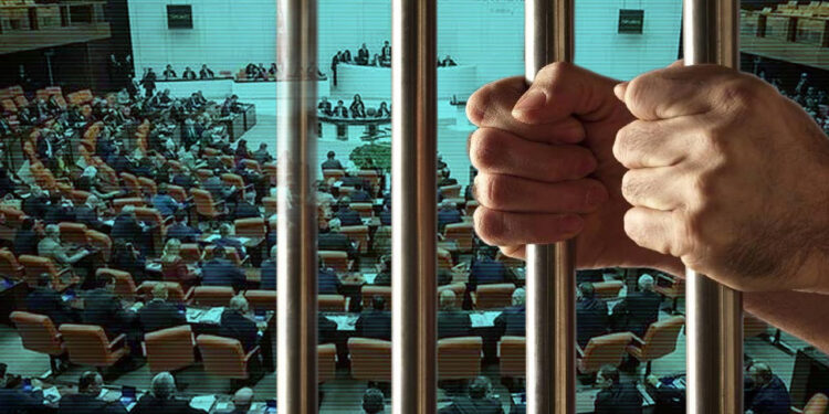 11. Yargı Paketi TBMM Adalet Komisyonu'ndan Geçti! Erken Tahliyeye Sıkı Fren: Bu Suçlar Kapsam Dışı Kaldı