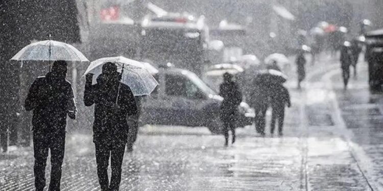 Çok sayıda kent için sağanak ve kuvvetli rüzgar uyarısı