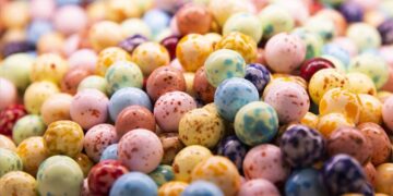 Fabrikadaki denetimde 9 ton şekerleme imha edildi