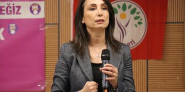 ‘Kovid Yasası siyasi tutsakları kapsayacak şekilde düzenlemeli’