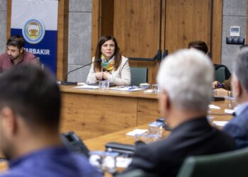 Serra Bucak’tan Ongözlü Köprü ve Hevsel Bahçeleri açıklaması