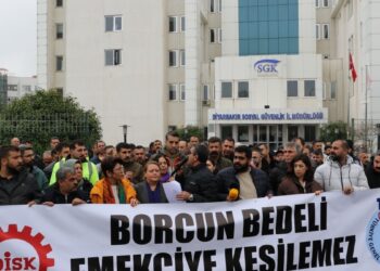 İşçilerden belediyelerden SGK borcu kesintisi yapılmasına tepki