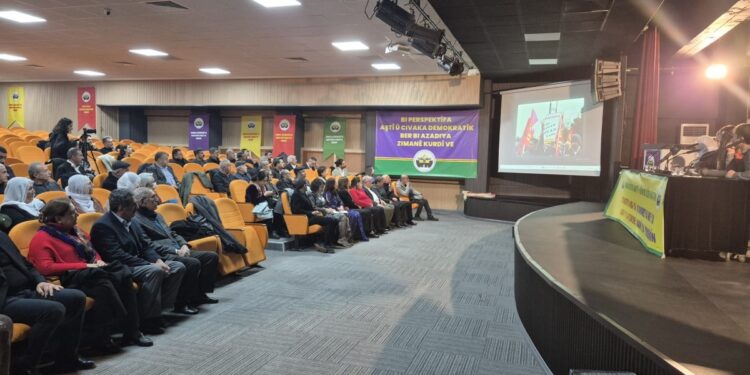 Kürt Sosyal Bilimleri Araştırma Derneği kongresini gerçekleştirdi