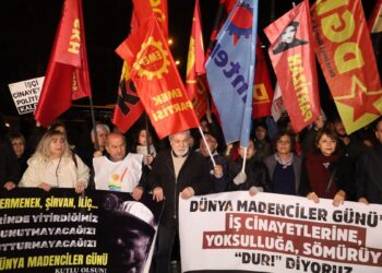 Madenciler anıldı: Çıkış yolu direnişlerin birleşmesinde