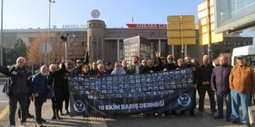 Gar Katliamı anması: Savaş severliğinizi alt edeceğiz