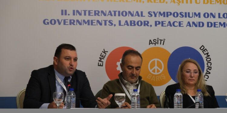 Sonay Bayramoğlu: Belediyeler kent yönetimi olmaktan çıktı