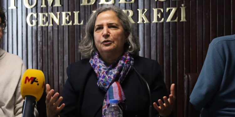 Gültan Kışanak: Sözümüzü güçlü kılıp sürecin rotasını çevirebiliriz