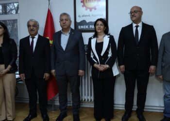 Seyit Aslan: Yeni bir sürecin kapısı aralanacak  Pervin Buldan: Yasal düzenlemeye ihtiyaç var