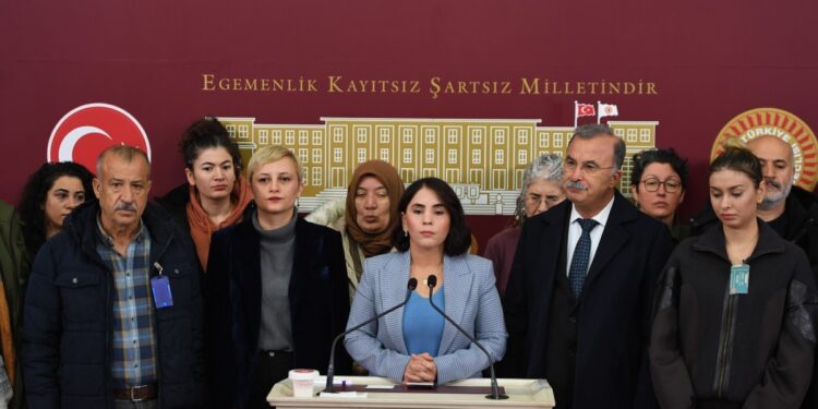 Depremzedeler: Bu suçlar kamu vicdanından muaf tutulamaz