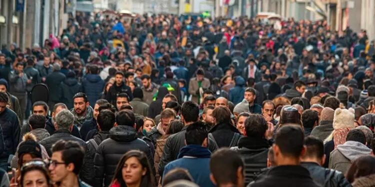 TÜİK işgücü istatistikleri açıklandı: İşsizlik yükselirken çalışma süreleri arttı