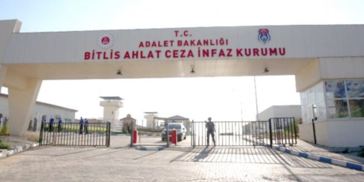 Duruşma için getirildiği Ahlat’ta 3 ay hücrede tutulacak