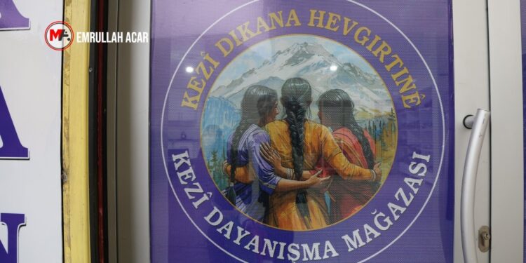 Bu mağazada para geçmiyor: Amaç komün toplumu hatırlatmak