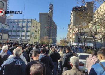 İran’da ekonomik kriz: Halk sokağa çıktı