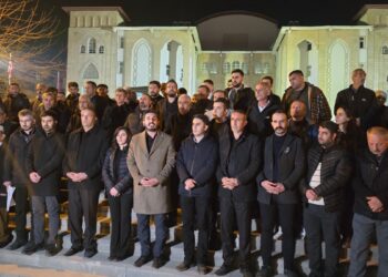 Akış’ın tutukluluğuna devam kararına tepki: Darbe sürüyor