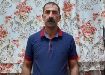 İran’da bir tutsak dudaklarını dikerek açlık grevine başladı