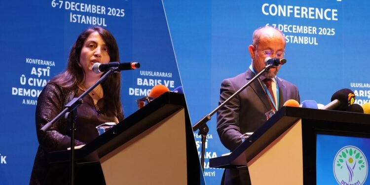 Barzani: Sürece her anlamda katkı sunmaya hazırım  Talabani: Barış ve demokrasi umudu için atılan her adımı savunuruz