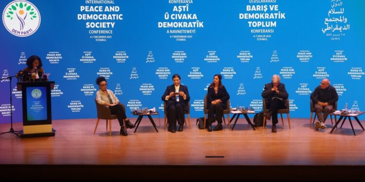 Barış ve Demokratik Toplum Konferansı’nın ikinci oturumu