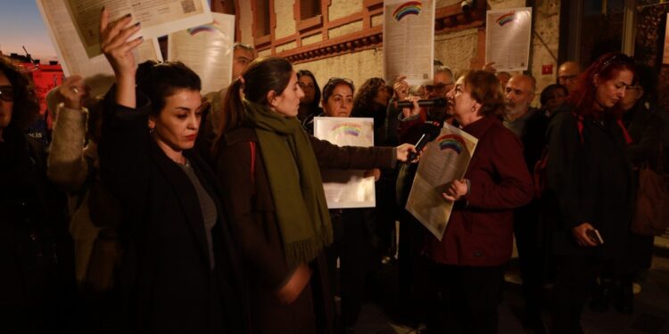 İnsan hakları haftasının son eylemine polis ablukası