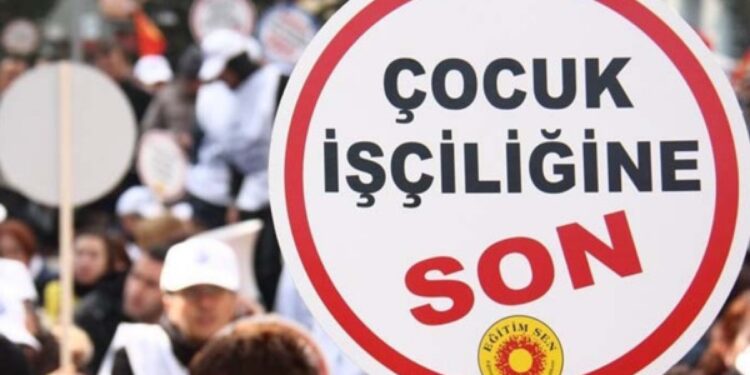 Her Yer Çocuk Derneği gönüllüsü: İktidarın politikalarıyla çocukluk kısalıyor