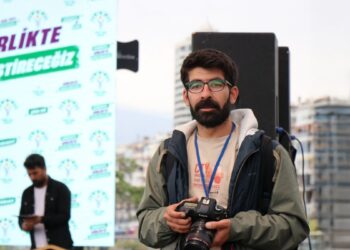 Gazeteci Akyüz’e verilen hapis cezasına itiraz reddedildi