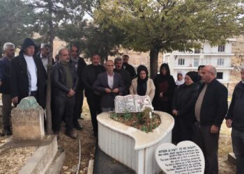 Aydın Erdem mezarı başında anıldı