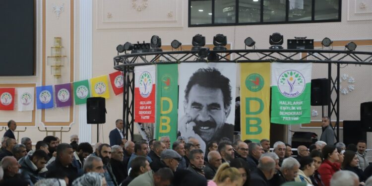 Nisêbîn’de ‘Barış ve Demokratik Toplum’ buluşması: Barış en acil ihtiyaç