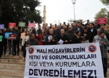 Mali Müşavirlerden yetkilerinin devredilmesine tepki