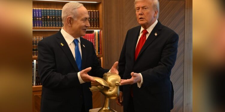 Trump, Netanyahu ile görüştü