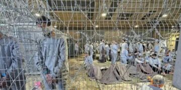 İsrail cezaevlerinde 9 bin 300 Filistinli tutuluyor